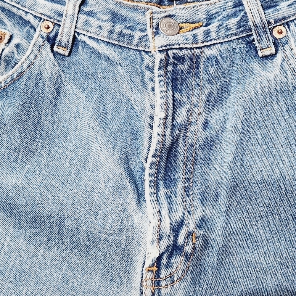 Vintage Gap Light Blue Classic Fit Distressed Mom Jeans Size 14L - Picture 15 of 15